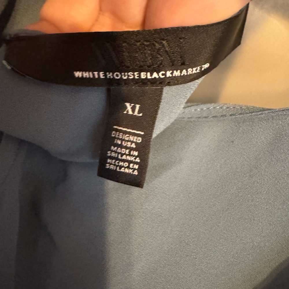 NWT WHBM  RETAIL:  $79   Twist Neckline Keyhole Shell XLARGE     #4 - Picture 8 of 11